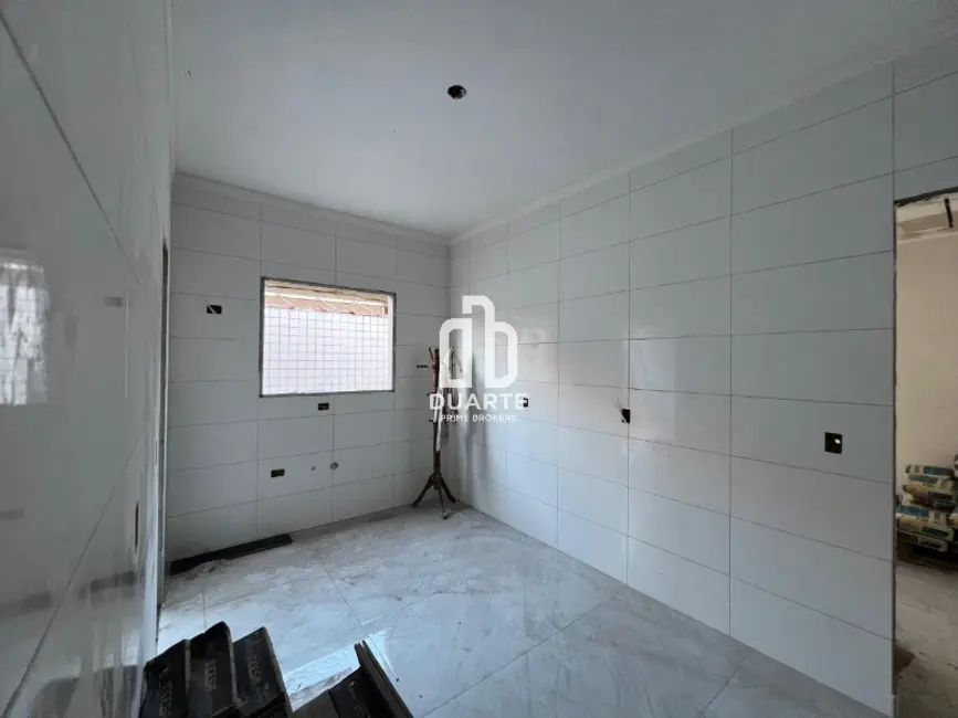 Foto 3 de Casa com 2 quartos à venda, 70m2 em Santa Maria, Santos - SP