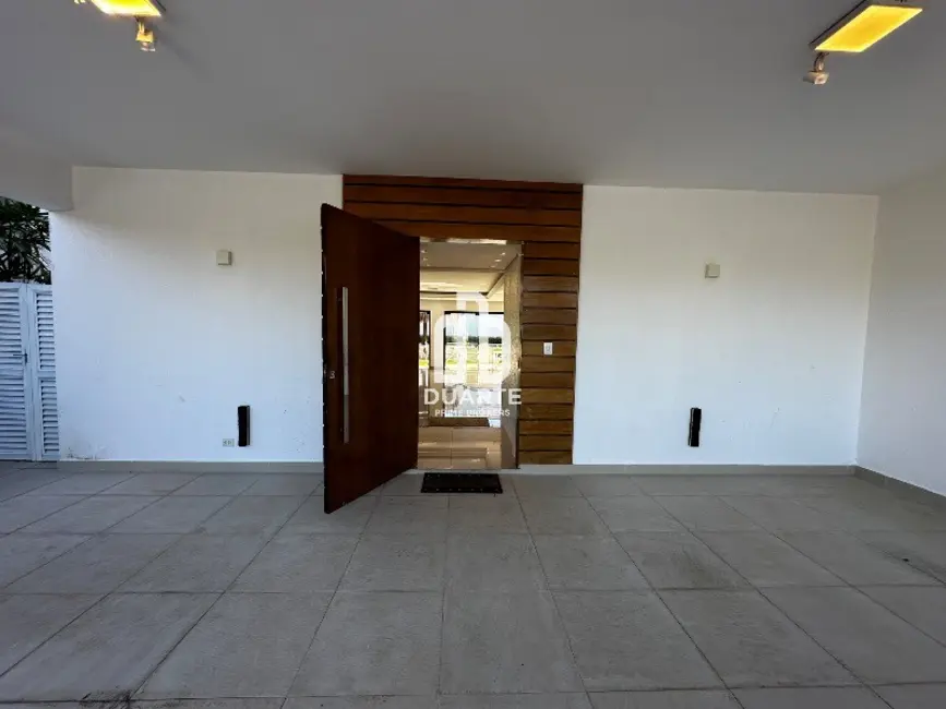 Casa de Condomínio com 4 quartos à venda, 410m2 em Jardim Acapulco, Guaruja - SP - imagem 2 Foto 2 de Casa de Condomínio com 4 quartos à venda, 410m2 em Jardim Acapulco, Guaruja - SP