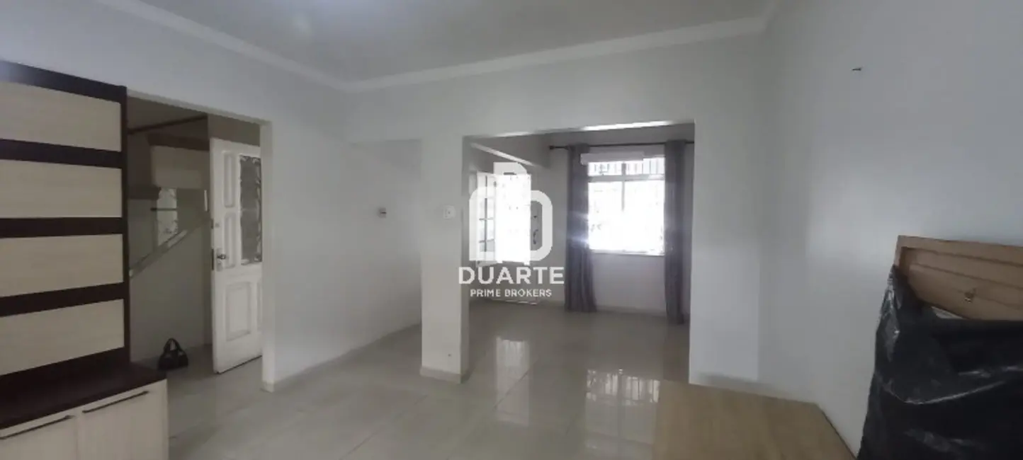 Casa com 3 quartos à venda, 279m2 em Marapé, Santos - SP - imagem 4 Foto 4 de Casa com 3 quartos à venda, 279m2 em Marapé, Santos - SP
