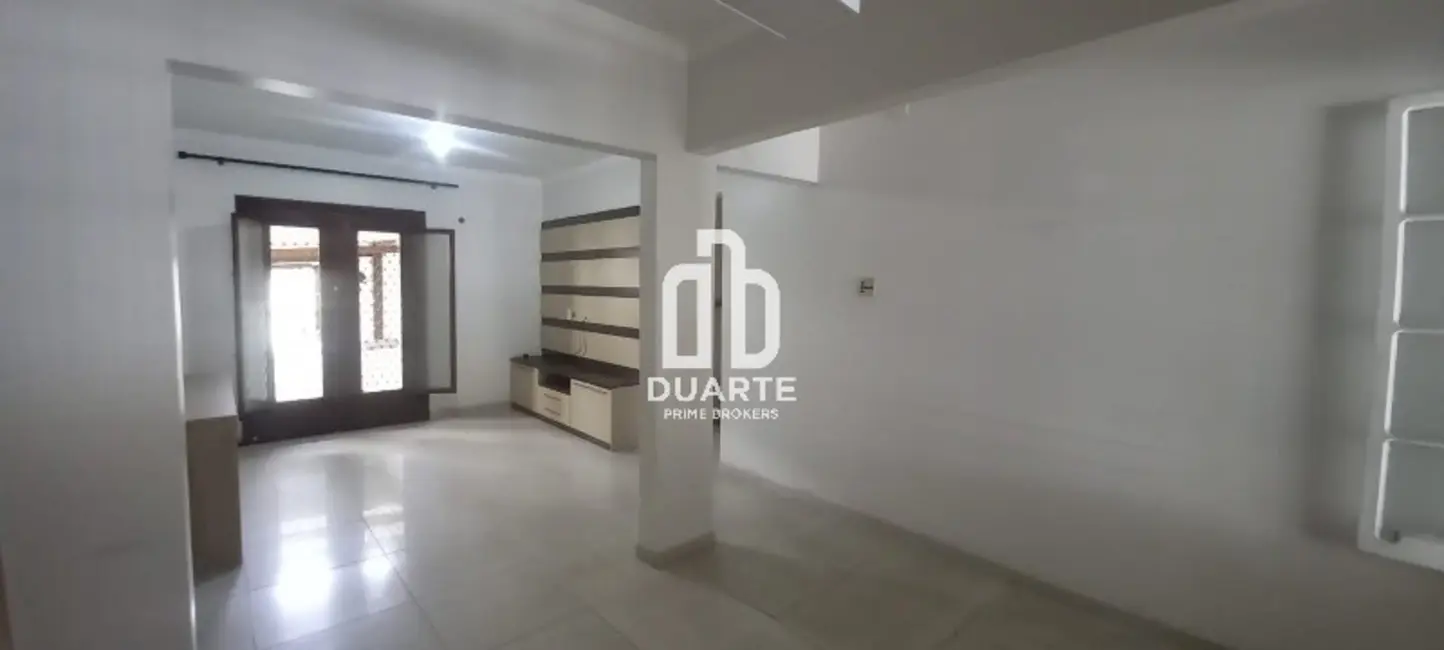 Casa com 3 quartos à venda, 279m2 em Marapé, Santos - SP - imagem 5 Foto 5 de Casa com 3 quartos à venda, 279m2 em Marapé, Santos - SP