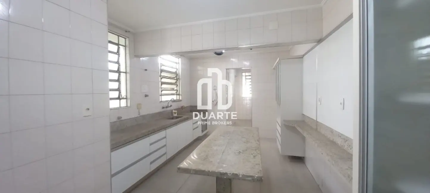 Casa com 3 quartos à venda, 279m2 em Marapé, Santos - SP - imagem 8 Foto 8 de Casa com 3 quartos à venda, 279m2 em Marapé, Santos - SP