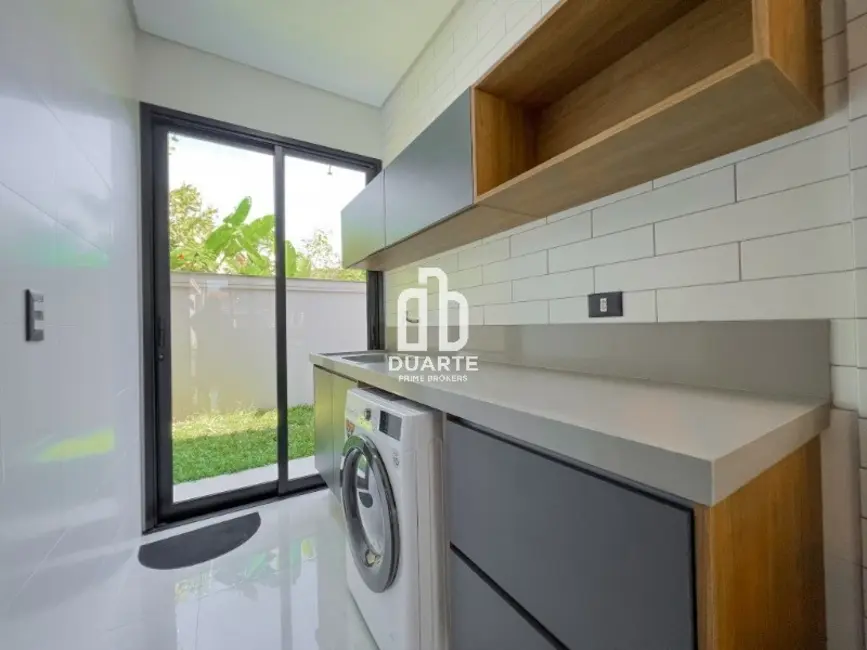 Casa com 5 quartos à venda, 350m2 em Riviera de São Lourenço, Bertioga - SP - imagem 9 Foto 9 de Casa com 5 quartos à venda, 350m2 em Riviera de São Lourenço, Bertioga - SP