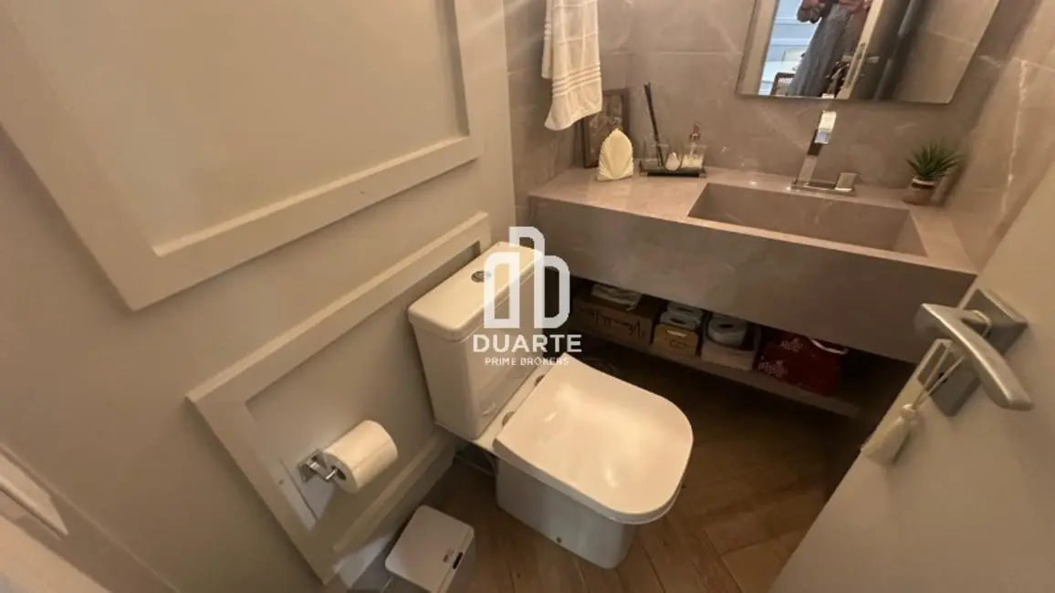 Apartamento com 2 quartos à venda, 110m2 em Gonzaga, Santos - SP - imagem 8 Foto 8 de Apartamento com 2 quartos à venda, 110m2 em Gonzaga, Santos - SP