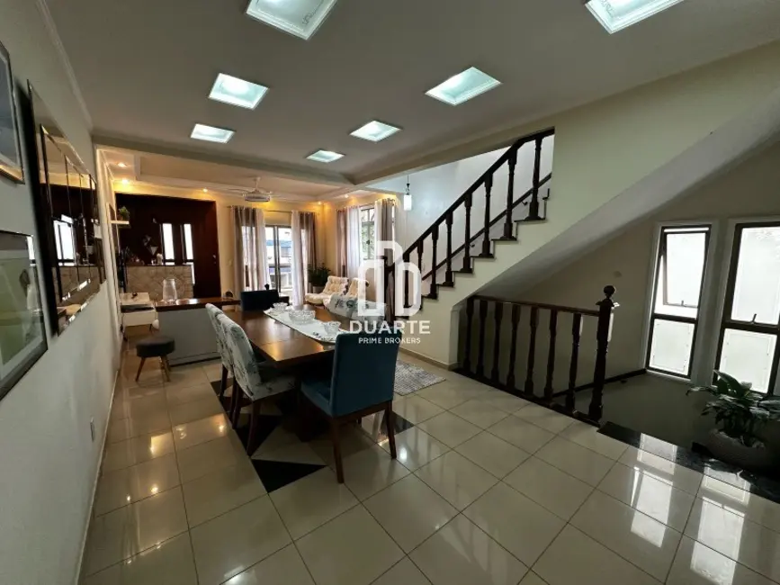 Foto 3 de Casa com 6 quartos à venda, 195m2 em Aparecida, Santos - SP