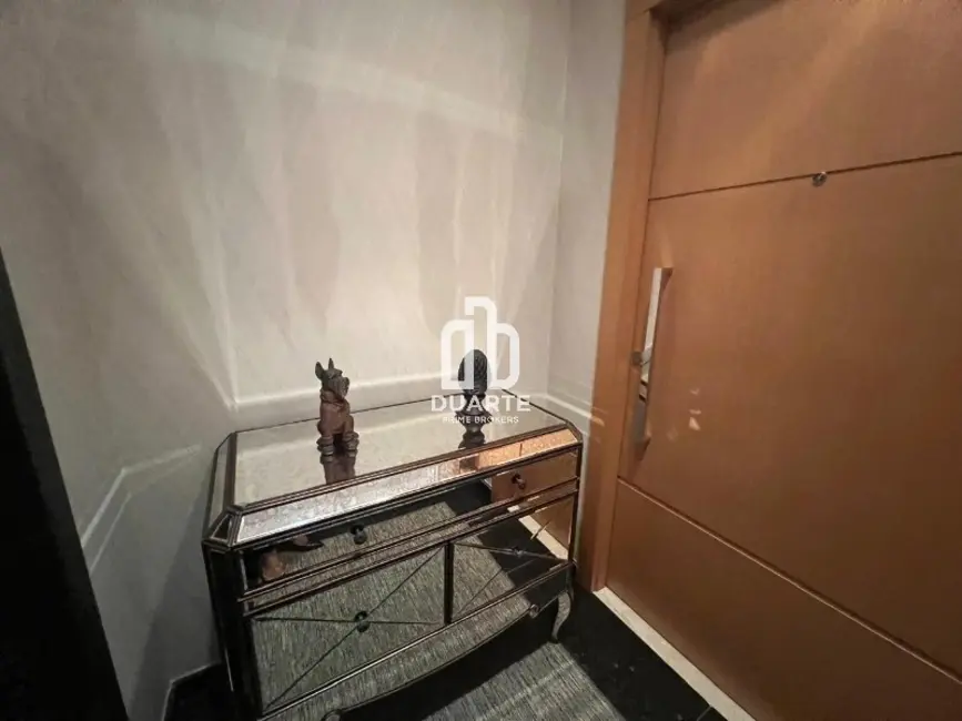 Foto 4 de Apartamento com 4 quartos à venda, 278m2 em Embaré, Santos - SP