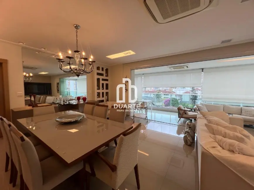 Foto 1 de Apartamento com 4 quartos à venda, 278m2 em Embaré, Santos - SP