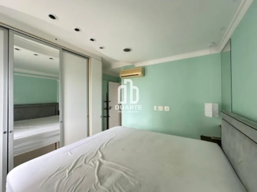 Apartamento com 3 quartos para alugar, 100m2 em Gonzaga, Santos - SP - imagem 2 Foto 2 de Apartamento com 3 quartos para alugar, 100m2 em Gonzaga, Santos - SP