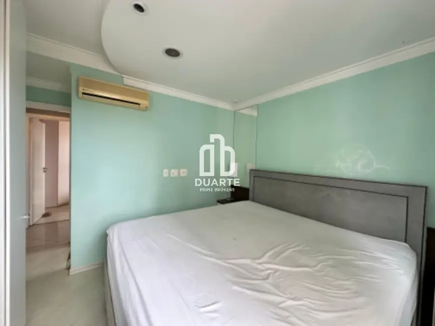 Foto 4 de Apartamento com 3 quartos para alugar, 100m2 em Gonzaga, Santos - SP