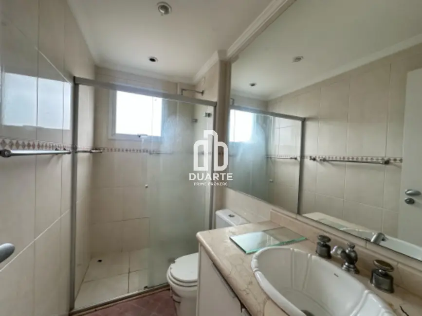 Apartamento com 3 quartos para alugar, 100m2 em Gonzaga, Santos - SP - imagem 8 Foto 8 de Apartamento com 3 quartos para alugar, 100m2 em Gonzaga, Santos - SP