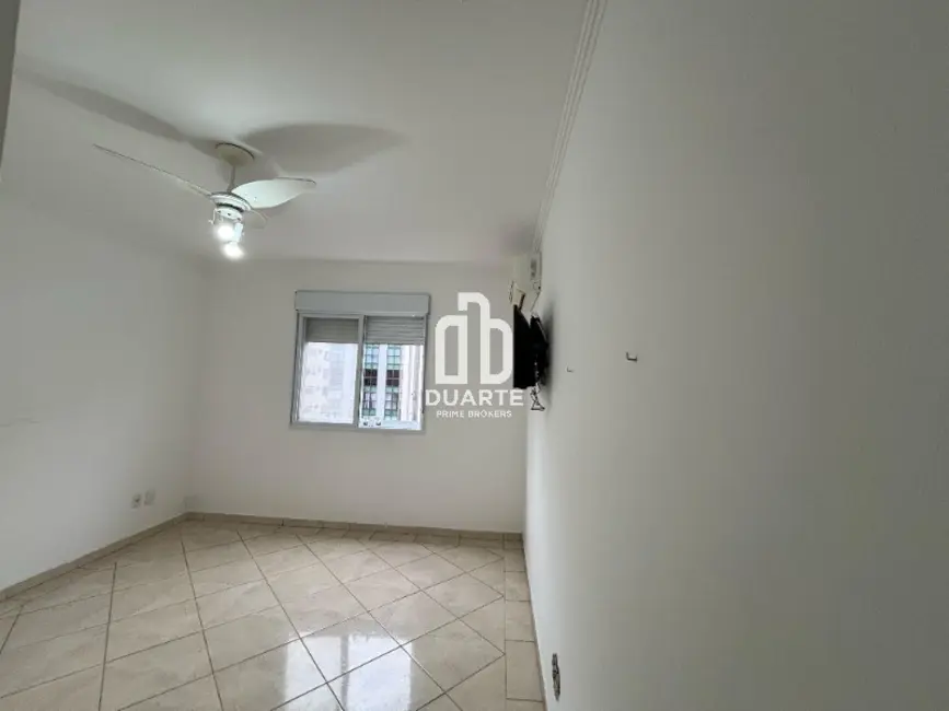 Apartamento com 3 quartos para alugar, 144m2 em Gonzaga, Santos - SP - imagem 6 Foto 6 de Apartamento com 3 quartos para alugar, 144m2 em Gonzaga, Santos - SP