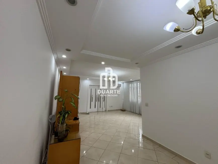 Apartamento com 3 quartos para alugar, 144m2 em Gonzaga, Santos - SP - imagem 3 Foto 3 de Apartamento com 3 quartos para alugar, 144m2 em Gonzaga, Santos - SP