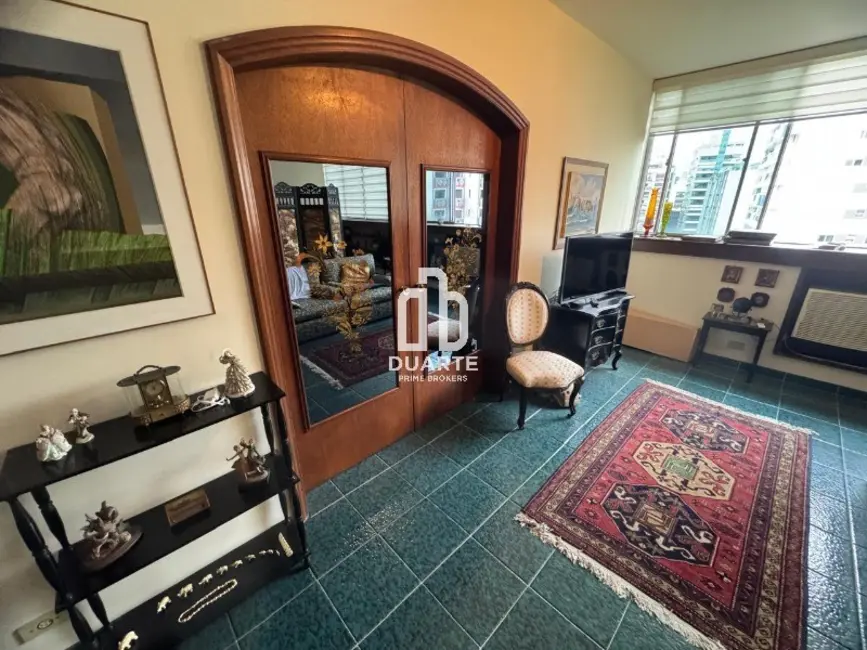 Apartamento com 4 quartos à venda, 186m2 em Boqueirão, Santos - SP - imagem 1 Foto 1 de Apartamento com 4 quartos à venda, 186m2 em Boqueirão, Santos - SP