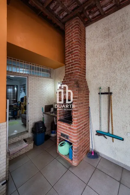 Sala Comercial com 3 quartos para alugar, 145m2 em Embaré, Santos - SP - imagem 4 Foto 4 de Sala Comercial com 3 quartos para alugar, 145m2 em Embaré, Santos - SP