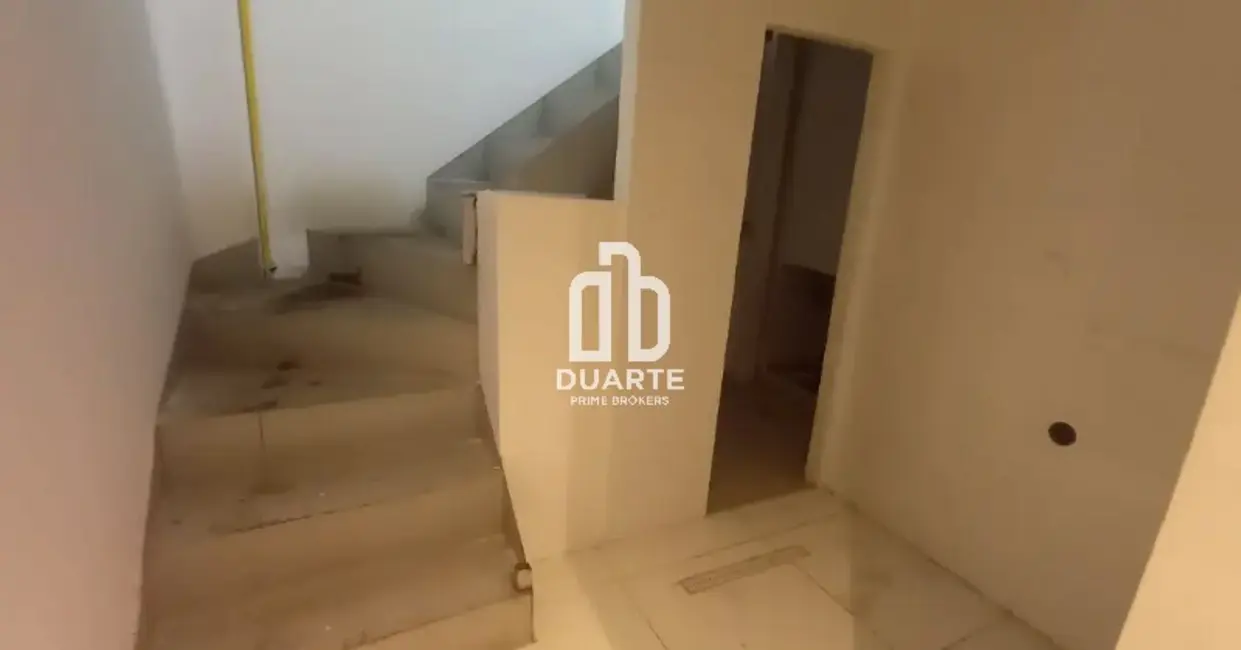 Loja à venda e para alugar, 45m2 em Gonzaga, Santos - SP - imagem 4 Foto 4 de Loja à venda e para alugar, 45m2 em Gonzaga, Santos - SP