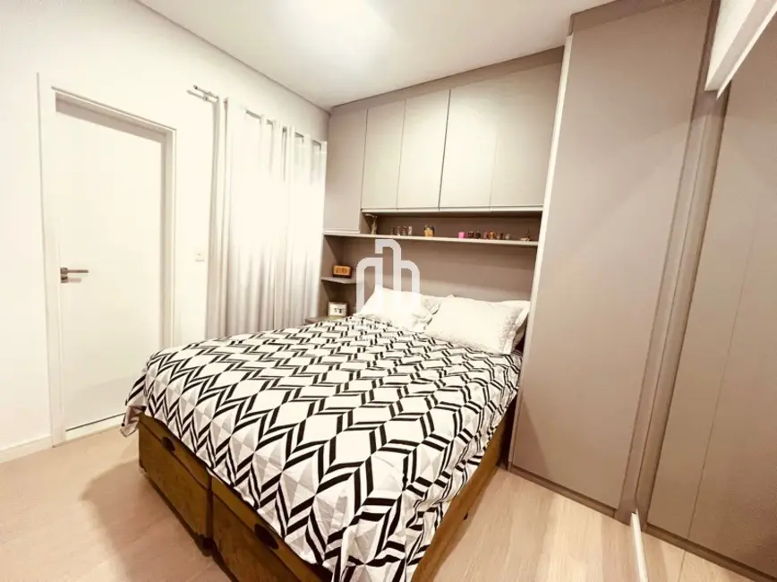 Apartamento com 3 quartos para alugar, 82m2 em José Menino, Santos - SP - imagem 5 Foto 5 de Apartamento com 3 quartos para alugar, 82m2 em José Menino, Santos - SP