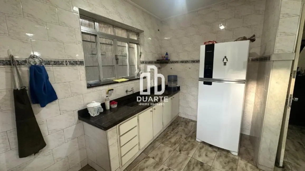 Foto 8 de Casa com 3 quartos à venda, 167m2 em Vila Mathias, Santos - SP