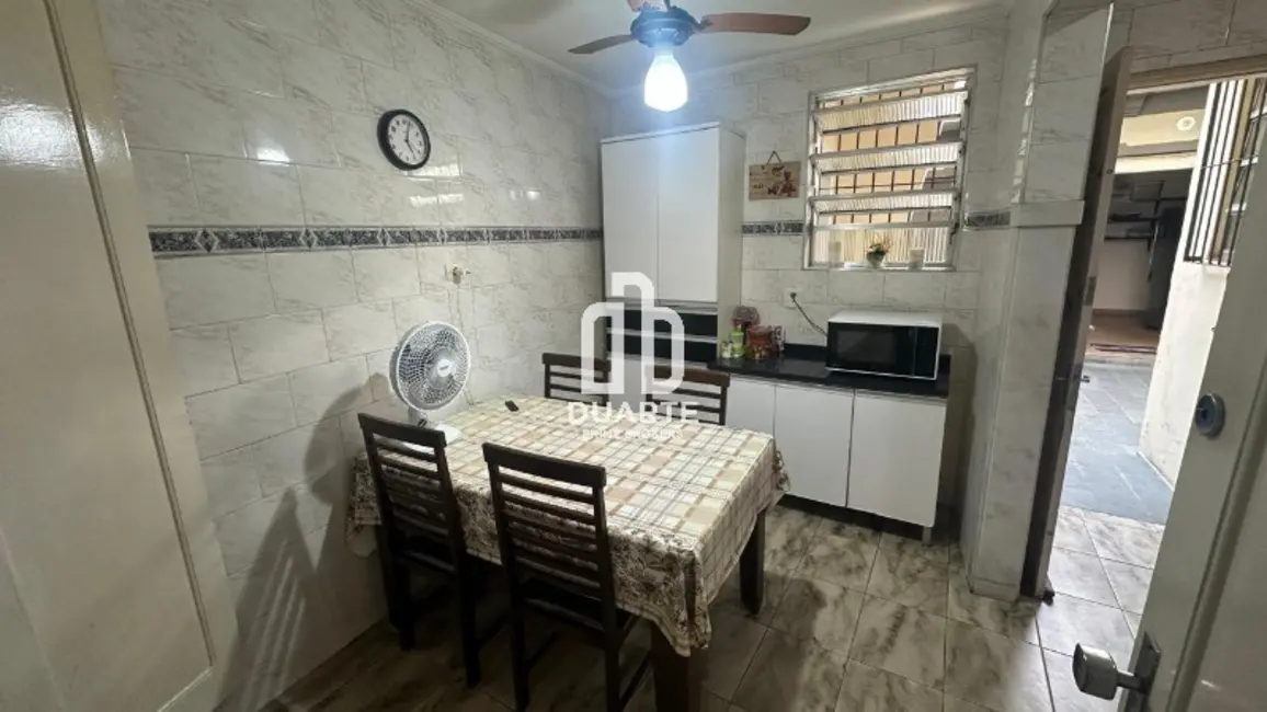 Foto 9 de Casa com 3 quartos à venda, 167m2 em Vila Mathias, Santos - SP