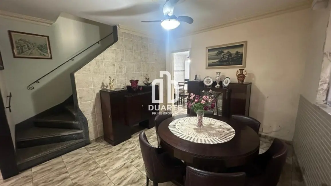 Foto 3 de Casa com 3 quartos à venda, 167m2 em Vila Mathias, Santos - SP