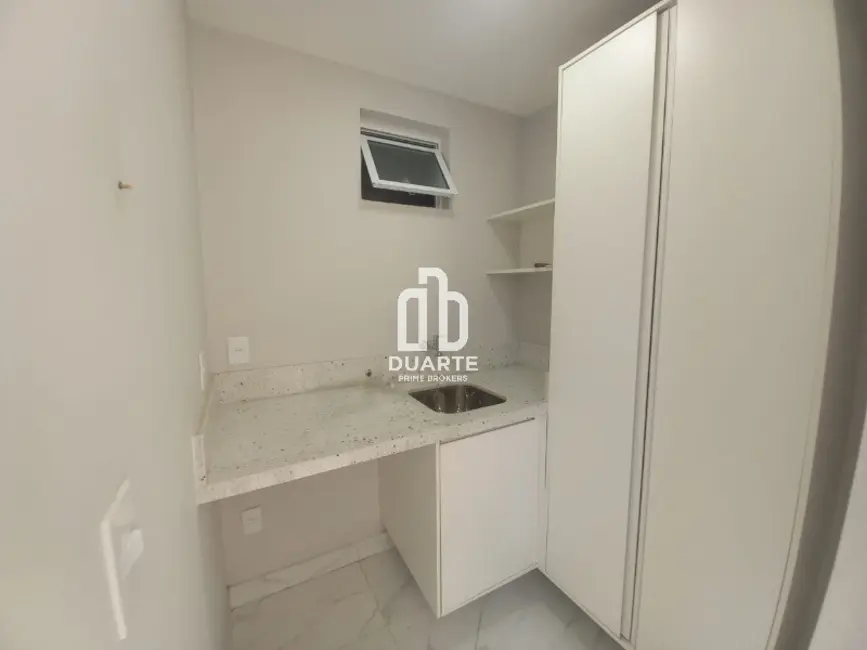 Apartamento com 3 quartos para alugar, 120m2 em Gonzaga, Santos - SP - imagem 7 Foto 7 de Apartamento com 3 quartos para alugar, 120m2 em Gonzaga, Santos - SP