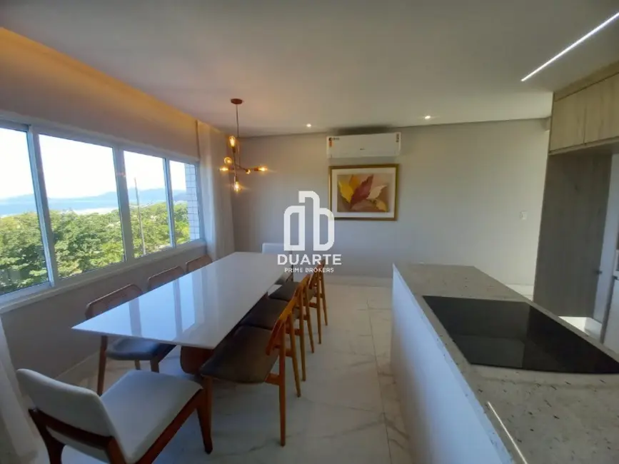 Apartamento com 3 quartos para alugar, 120m2 em Gonzaga, Santos - SP - imagem 2 Foto 2 de Apartamento com 3 quartos para alugar, 120m2 em Gonzaga, Santos - SP