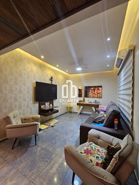 Foto 1 de Casa com 3 quartos à venda, 170m2 em Esplanada dos Barreiros, Sao Vicente - SP