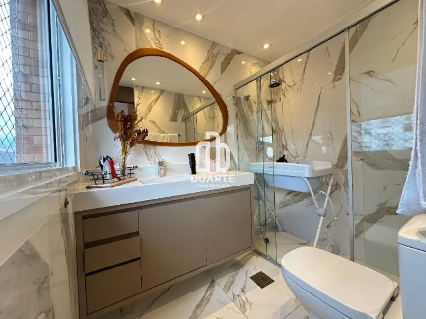 Foto 8 de Apartamento com 3 quartos à venda, 188m2 em Gonzaga, Santos - SP