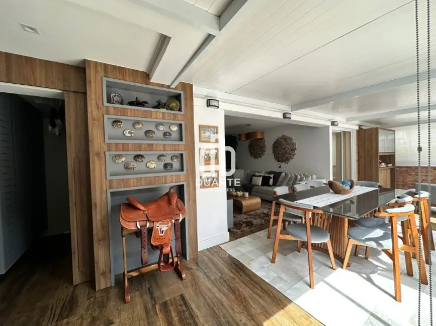 Foto 3 de Apartamento com 3 quartos à venda, 188m2 em Gonzaga, Santos - SP