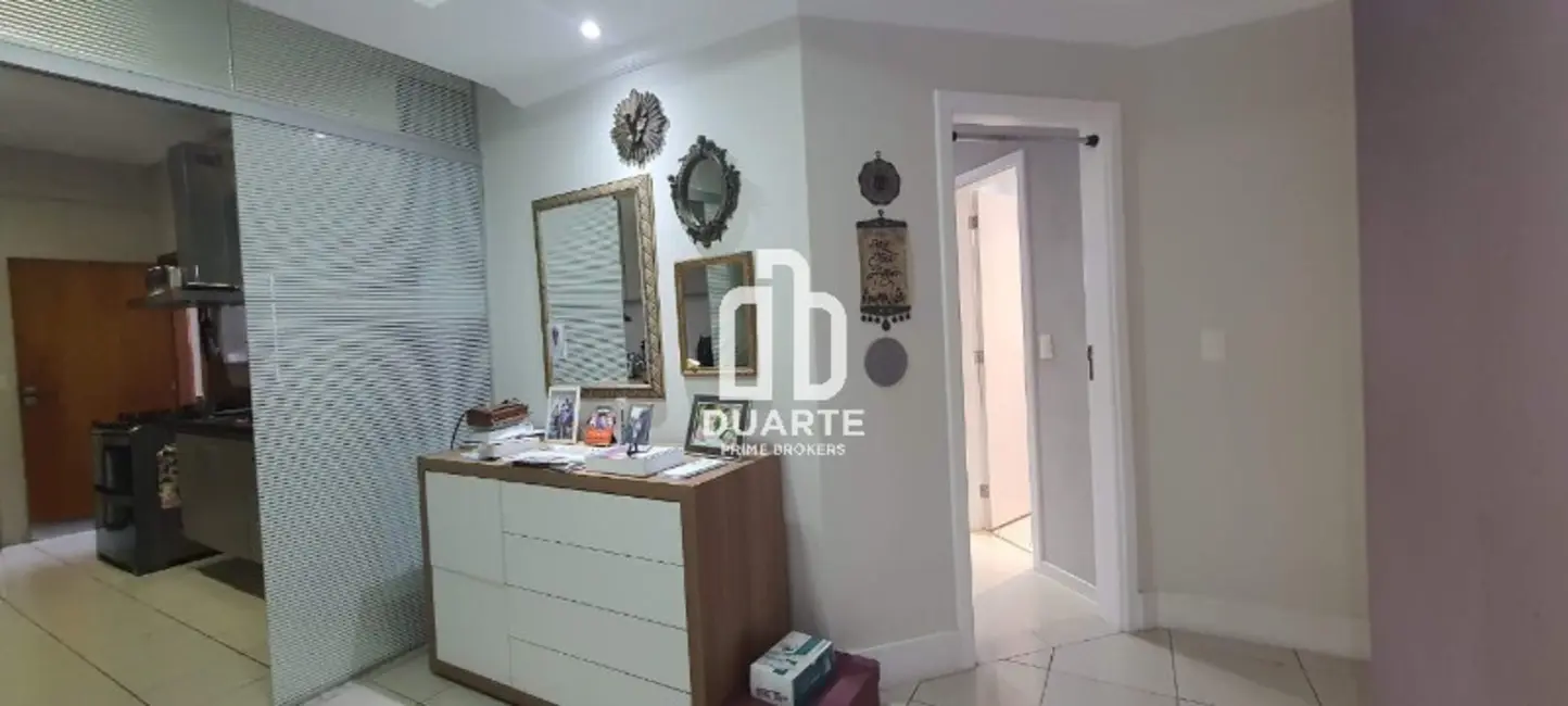 Foto 4 de Apartamento com 3 quartos à venda, 202m2 em Gonzaga, Santos - SP