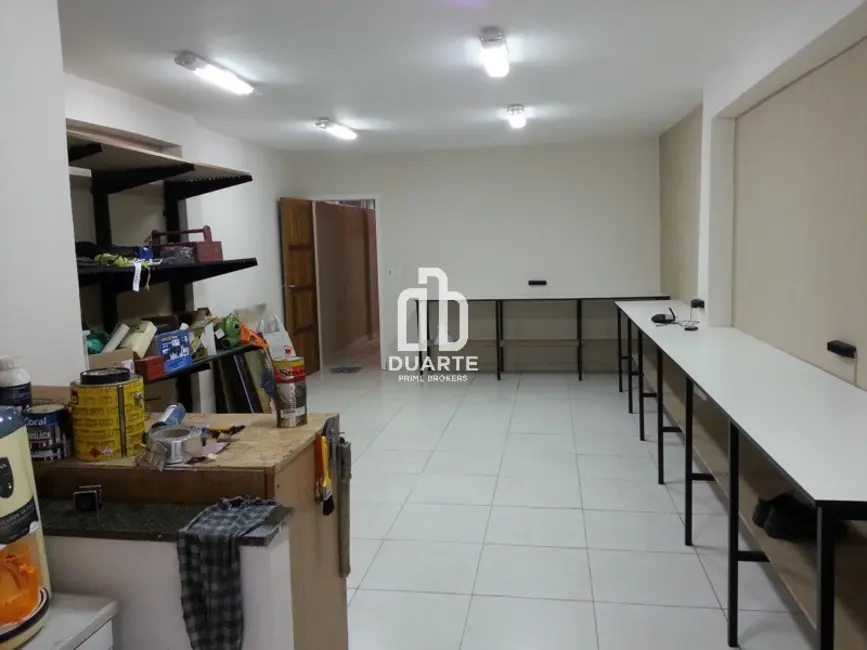 Sala Comercial com 2 quartos para alugar, 141m2 em Paquetá, Santos - SP - imagem 3 Foto 3 de Sala Comercial com 2 quartos para alugar, 141m2 em Paquetá, Santos - SP
