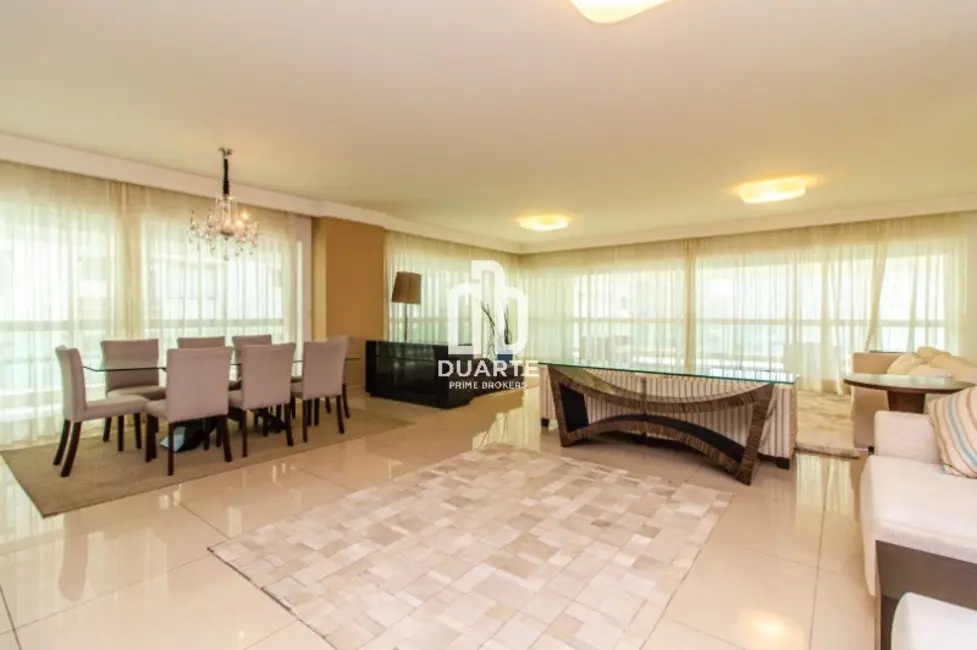 Apartamento com 4 quartos para alugar, 360m2 em Gonzaga, Santos - SP - imagem 4 Foto 4 de Apartamento com 4 quartos para alugar, 360m2 em Gonzaga, Santos - SP