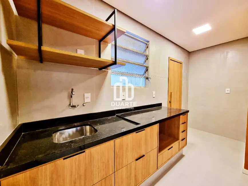 Foto 4 de Apartamento com 2 quartos à venda, 65m2 em Embaré, Santos - SP