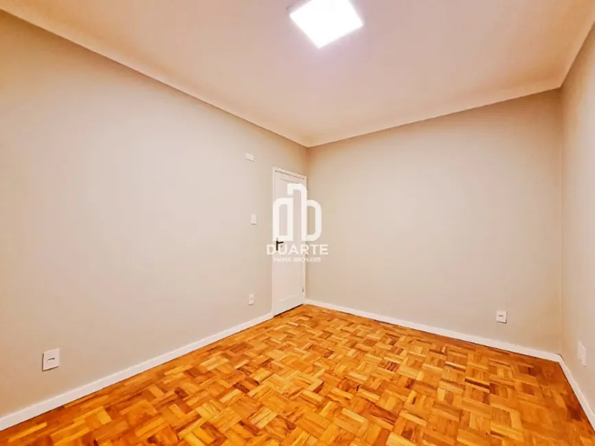 Foto 9 de Apartamento com 2 quartos à venda, 65m2 em Embaré, Santos - SP