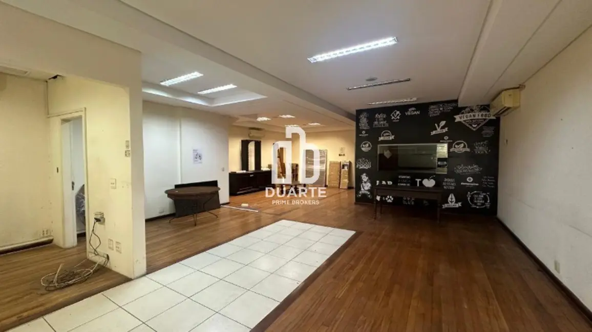 Sala Comercial com 5 quartos para alugar, 460m2 em Centro, Santos - SP - imagem 3 Foto 3 de Sala Comercial com 5 quartos para alugar, 460m2 em Centro, Santos - SP