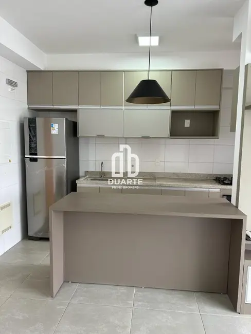 Foto 3 de Apartamento com 2 quartos para alugar, 72m2 em Gonzaga, Santos - SP