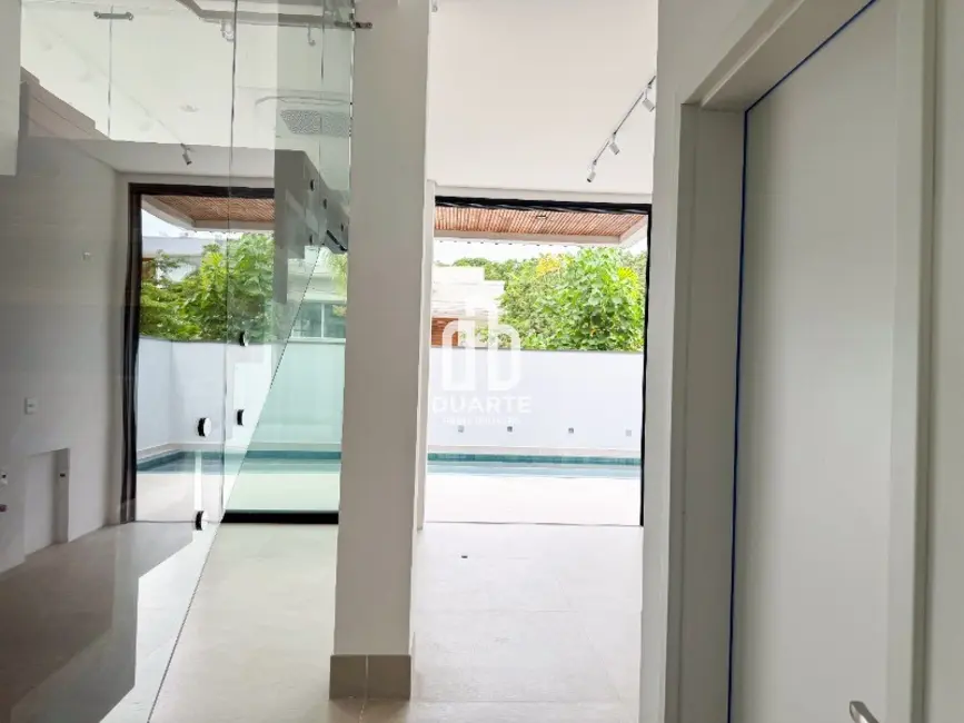 Casa com 5 quartos à venda, 795m2 em Riviera de São Lourenço, Bertioga - SP - imagem 8 Foto 8 de Casa com 5 quartos à venda, 795m2 em Riviera de São Lourenço, Bertioga - SP