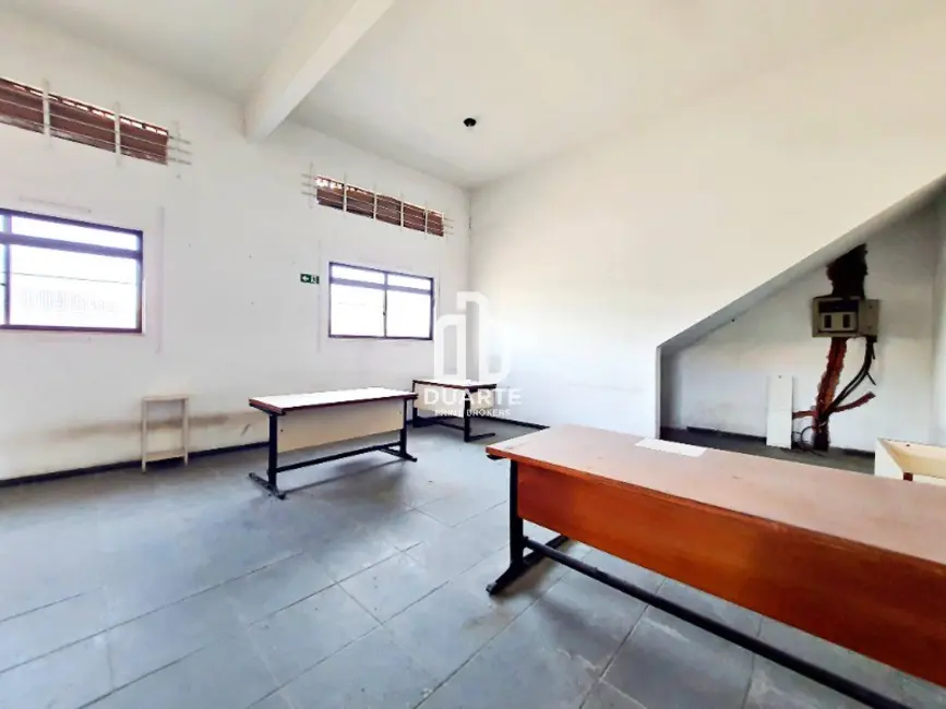 Armazém / Galpão para alugar em Aviação, Praia Grande - SP - imagem 8 Foto 8 de Armazém / Galpão para alugar em Aviação, Praia Grande - SP