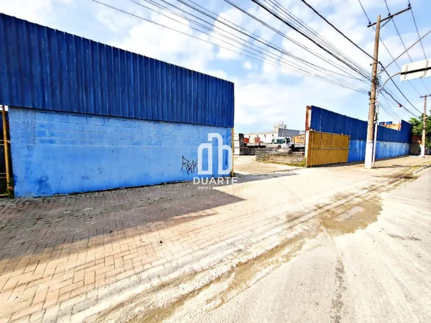 Armazém / Galpão para alugar em Aviação, Praia Grande - SP - imagem 4 Foto 4 de Armazém / Galpão para alugar em Aviação, Praia Grande - SP