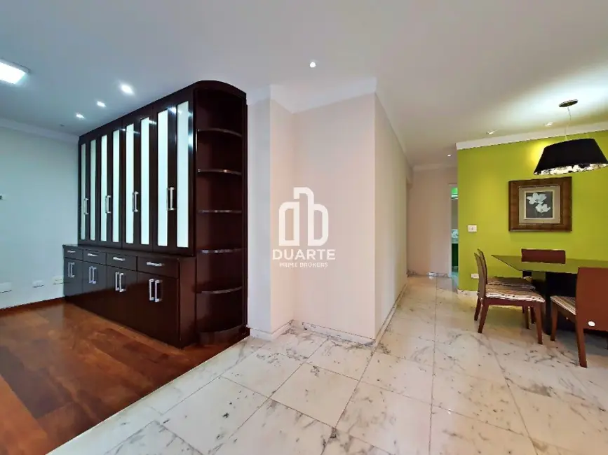 Apartamento com 3 quartos para alugar, 158m2 em Boqueirão, Santos - SP - imagem 6 Foto 6 de Apartamento com 3 quartos para alugar, 158m2 em Boqueirão, Santos - SP