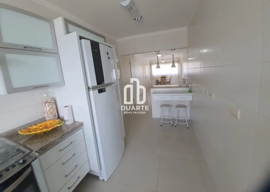 Apartamento com 3 quartos para alugar, 135m2 em Embaré, Santos - SP - imagem 5 Foto 5 de Apartamento com 3 quartos para alugar, 135m2 em Embaré, Santos - SP