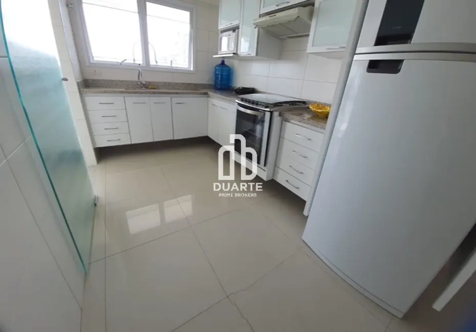 Foto 2 de Apartamento com 3 quartos para alugar, 135m2 em Embaré, Santos - SP