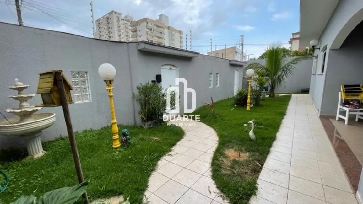 Casa com 4 quartos à venda, 402m2 em Flórida, Praia Grande - SP - imagem 5 Foto 5 de Casa com 4 quartos à venda, 402m2 em Flórida, Praia Grande - SP