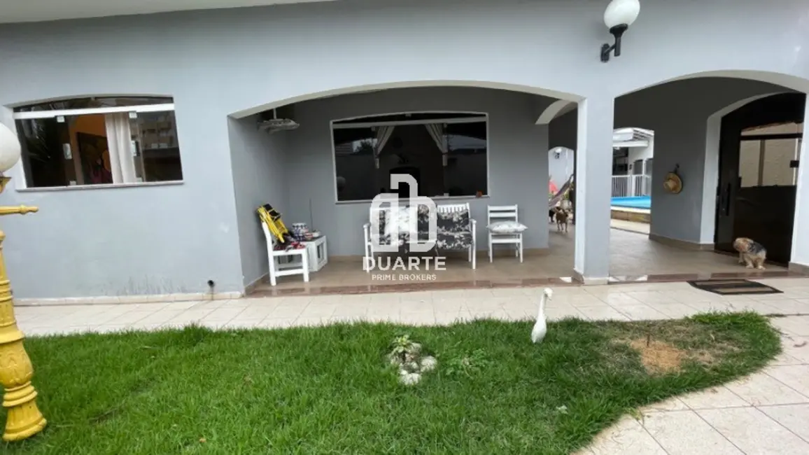 Casa com 4 quartos à venda, 402m2 em Flórida, Praia Grande - SP - imagem 3 Foto 3 de Casa com 4 quartos à venda, 402m2 em Flórida, Praia Grande - SP