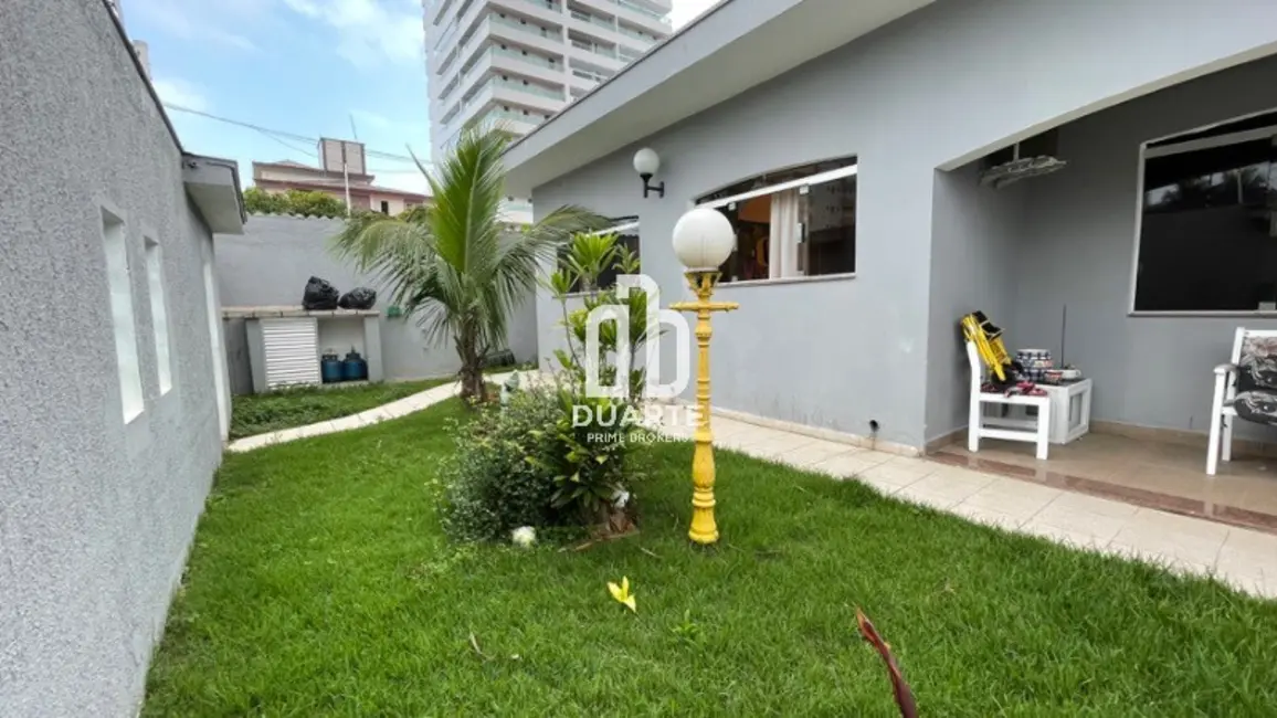 Casa com 4 quartos à venda, 402m2 em Flórida, Praia Grande - SP - imagem 4 Foto 4 de Casa com 4 quartos à venda, 402m2 em Flórida, Praia Grande - SP