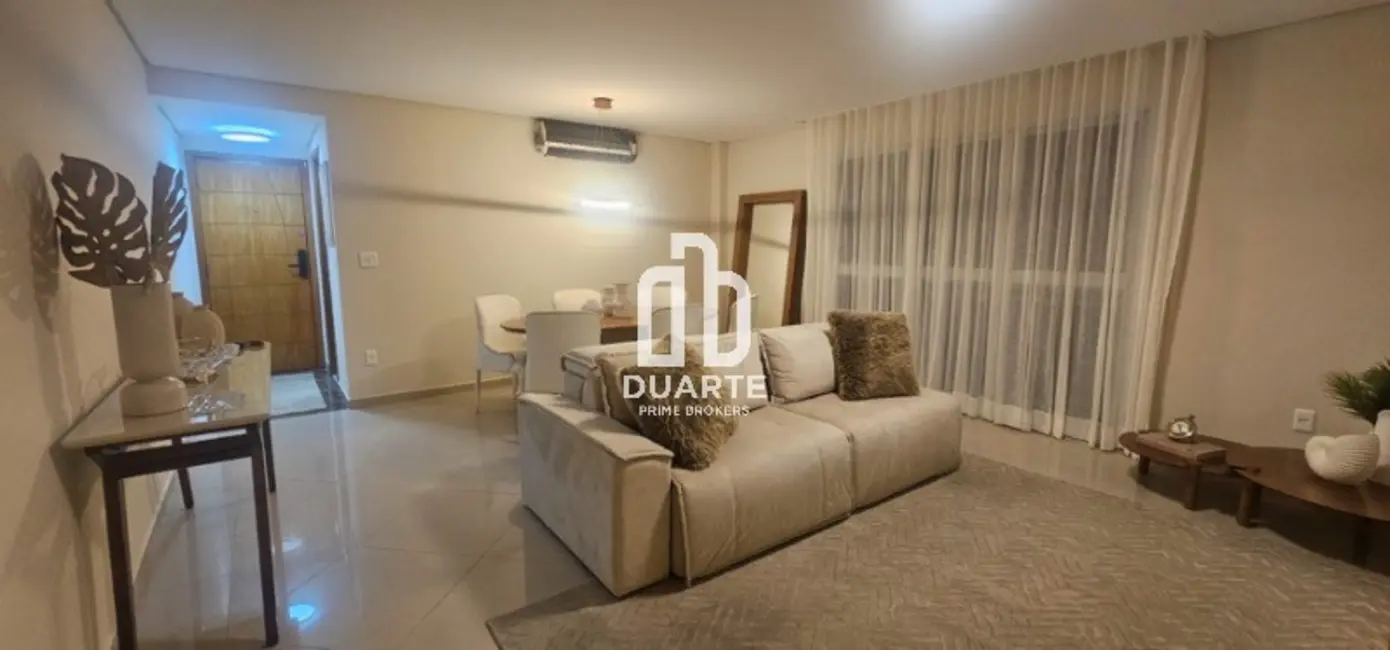 Foto 2 de Apartamento com 3 quartos para alugar, 129m2 em Embaré, Santos - SP