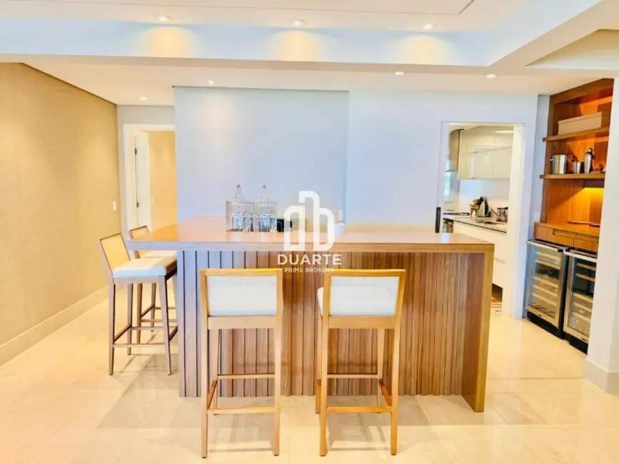 Foto 20 de Apartamento com 5 quartos à venda, 298m2 em Riviera de São Lourenço, Bertioga - SP