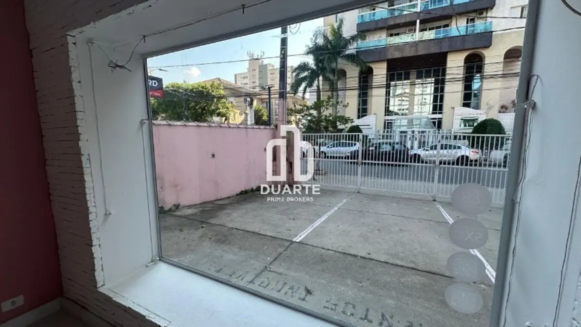 Sala Comercial com 5 quartos para alugar, 300m2 em Embaré, Santos - SP - imagem 1 Foto 1 de Sala Comercial com 5 quartos para alugar, 300m2 em Embaré, Santos - SP