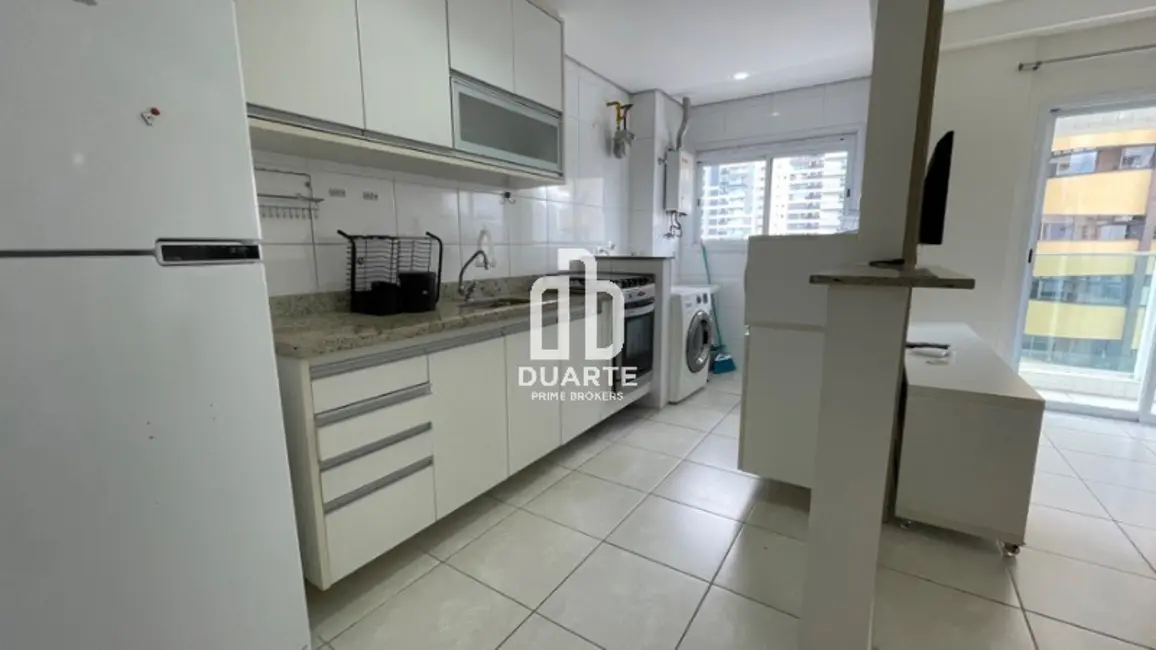 Foto 3 de Apartamento com 2 quartos para alugar, 72m2 em Gonzaga, Santos - SP