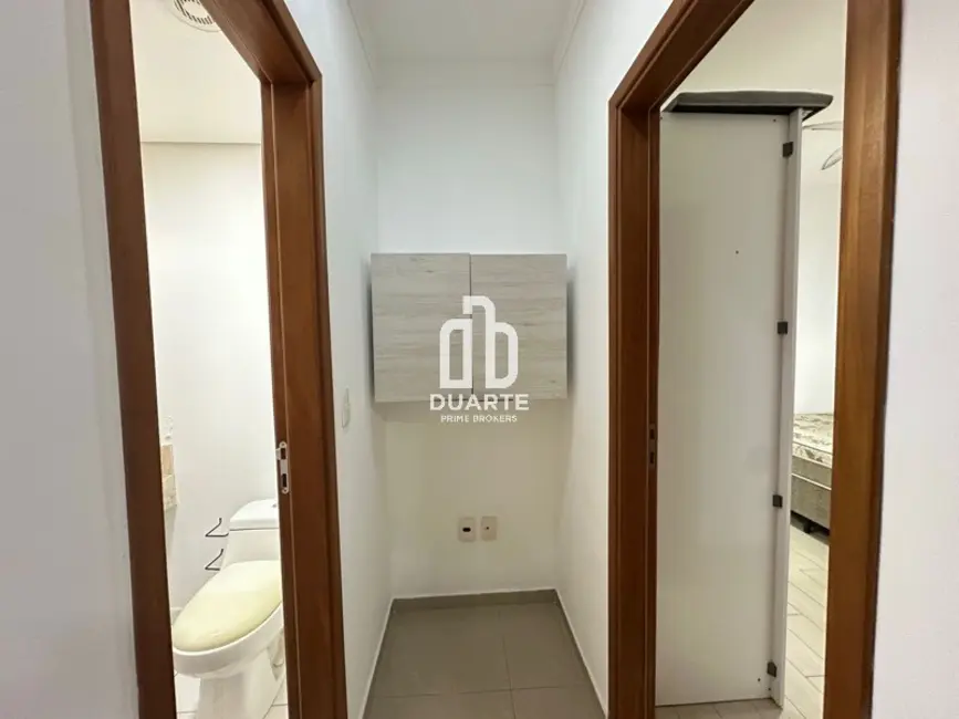 Apartamento com 1 quarto para alugar, 45m2 em Vila Mathias, Santos - SP - imagem 8 Foto 8 de Apartamento com 1 quarto para alugar, 45m2 em Vila Mathias, Santos - SP