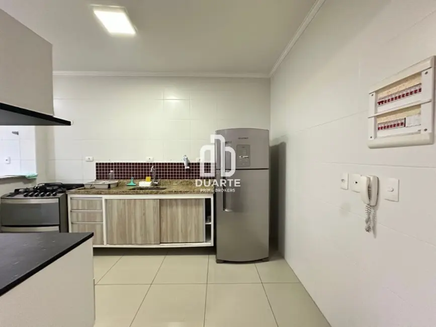 Apartamento com 1 quarto para alugar, 45m2 em Vila Mathias, Santos - SP - imagem 5 Foto 5 de Apartamento com 1 quarto para alugar, 45m2 em Vila Mathias, Santos - SP