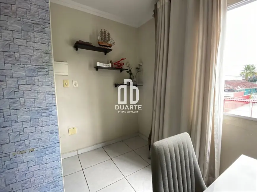 Foto 9 de Casa com 2 quartos à venda, 124m2 em Parque São Vicente, Sao Vicente - SP